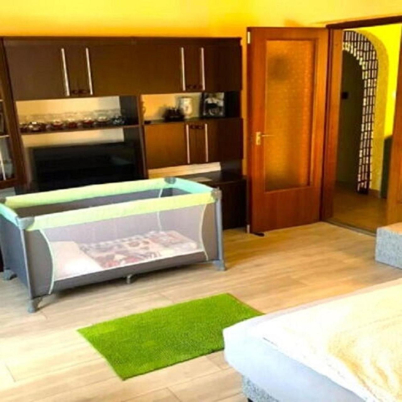 Ferienwohnung Sziszi Nyaralohaz Balatonszarszo Exterior foto